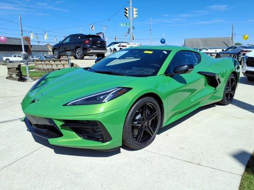 Roswell Green Metallic 2026 Chevrolet Corvette Stingray w/2LT