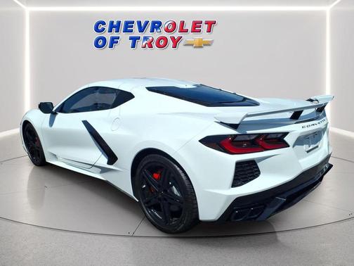 Arctic White 2026 Chevrolet Corvette Stingray w/2LT