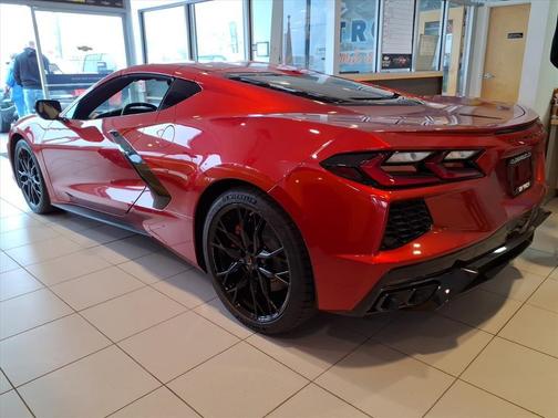 2026 Chevrolet Corvette Stingray w/2LT