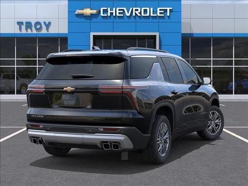 Mosaic Black Metallic 2026 Chevrolet Traverse LT