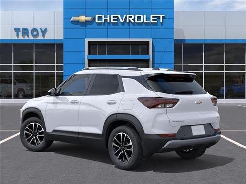 Summit White 2026 Chevrolet Trailblazer LT