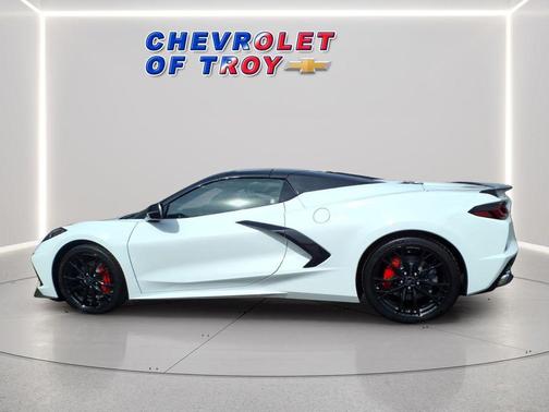Arctic White 2026 Chevrolet Corvette Stingray w/2LT