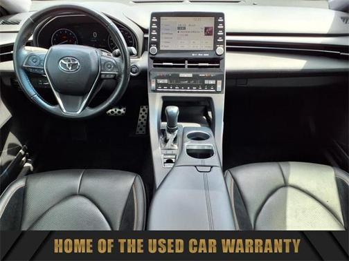 2019 Toyota Avalon XLE