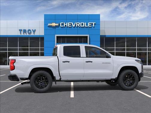 Summit White 2026 Chevrolet Colorado WT