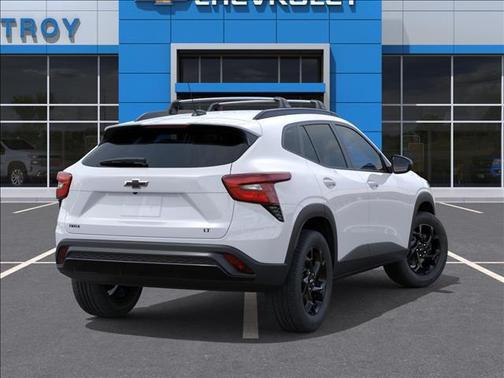 Summit White 2026 Chevrolet Trax LT