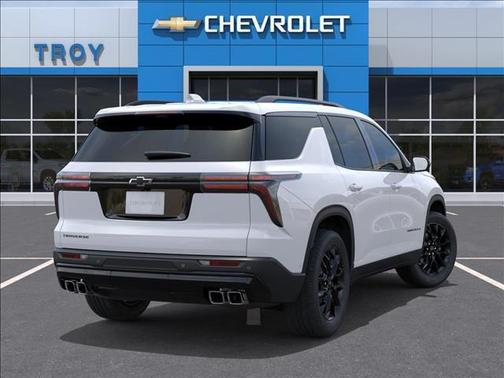 Summit White 2026 Chevrolet Traverse LT