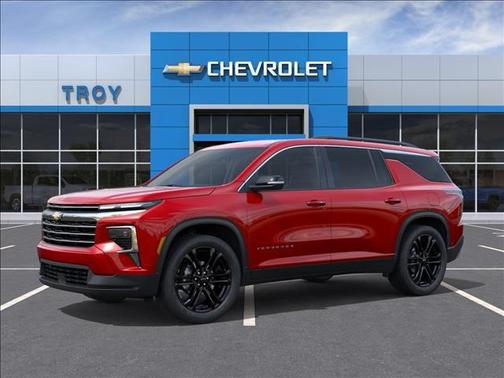 Radiant Red Tintcoat 2026 Chevrolet Traverse LT