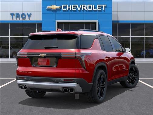 Radiant Red Tintcoat 2026 Chevrolet Traverse LT