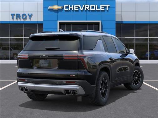 Mosaic Black Metallic 2026 Chevrolet Traverse AWD Z71