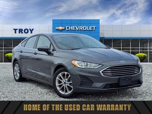 2020 Ford Fusion SE