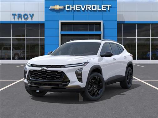 Summit White 2026 Chevrolet Trax FWD ACTIV