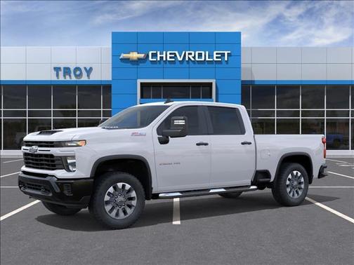 Summit White 2026 Chevrolet Silverado 2500 Custom