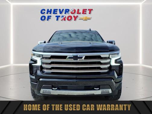 Black 2022 Chevrolet Silverado 1500 High Country