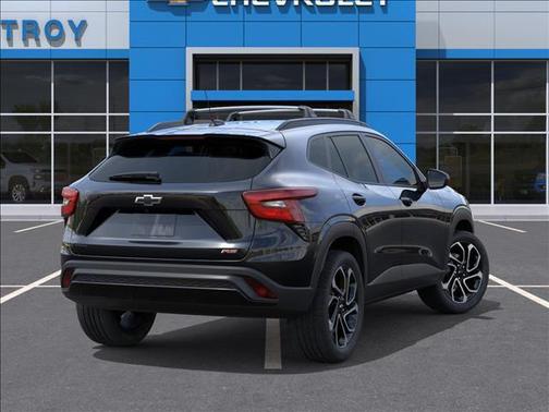 Mosaic Black Metallic 2026 Chevrolet Trax FWD 2RS