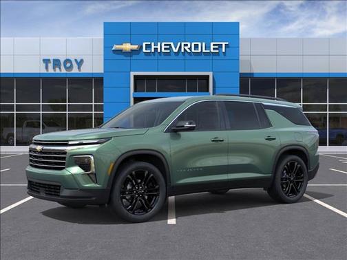 Trillium Green Metallic 2027 Chevrolet Traverse LT