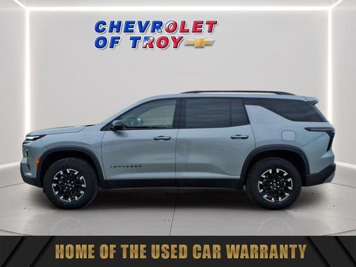 Sterling Gray Metallic 2025 Chevrolet Traverse AWD Z71