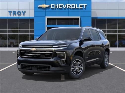 Mosaic Black Metallic 2027 Chevrolet Traverse LT