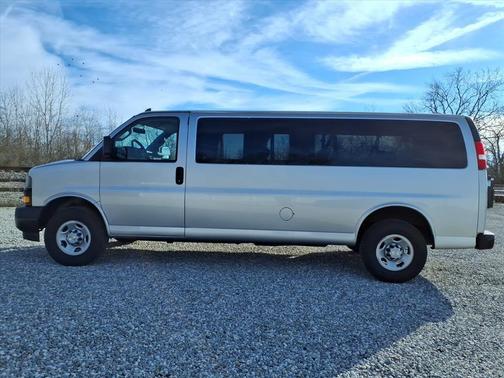 2023 Chevrolet Express 3500 RWD 3500 Extended Wheelbase LS
