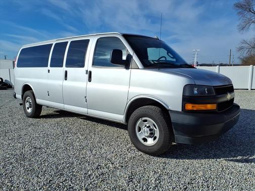 2023 Chevrolet Express 3500 RWD 3500 Extended Wheelbase LS