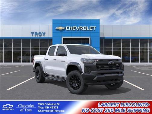 Summit White 2026 Chevrolet Colorado Trail Boss