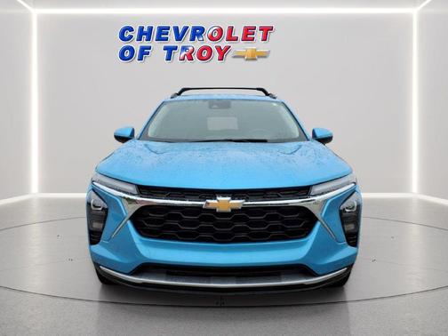 Marina Blue Metallic 2025 Chevrolet Trax LT