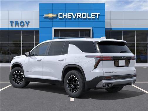 Polar White Tricoat 2027 Chevrolet Traverse AWD Z71