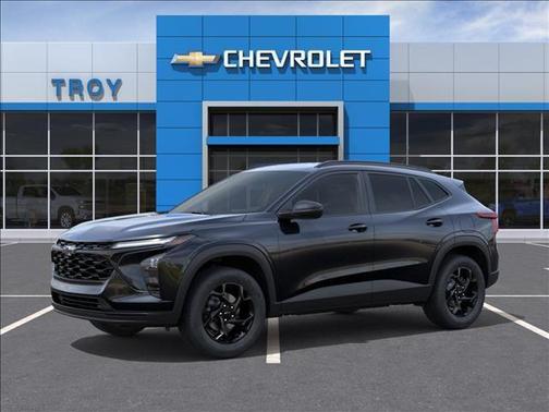 Mosaic Black Metallic 2026 Chevrolet Trax LT