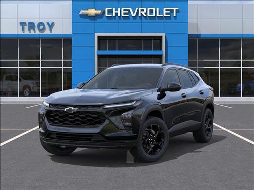 Mosaic Black Metallic 2026 Chevrolet Trax LT