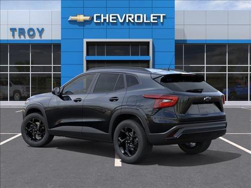 Mosaic Black Metallic 2026 Chevrolet Trax LT