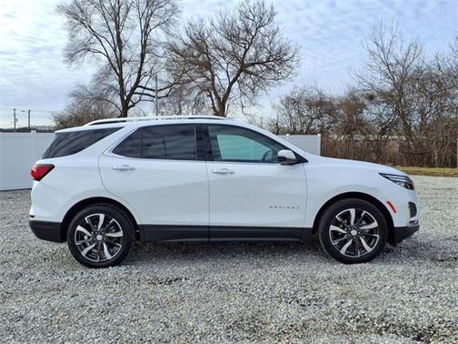 2022 Chevrolet Equinox Premier w/1LZ