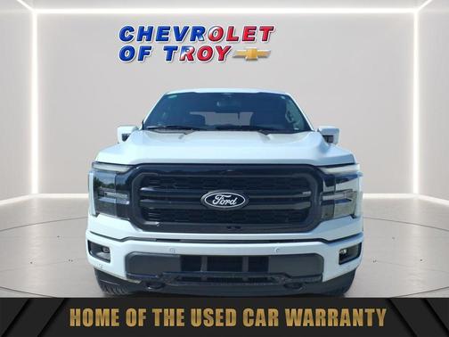 Oxford White 2025 Ford F-150 Lariat