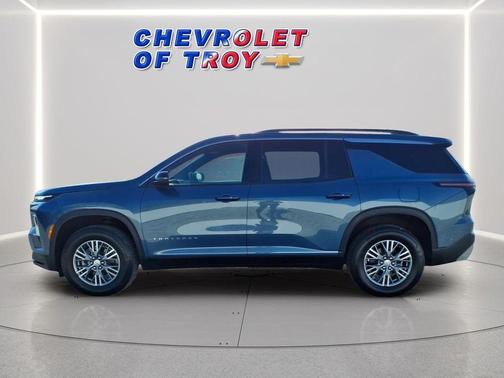 Lakeshore Blue Metallic 2026 Chevrolet Traverse LT