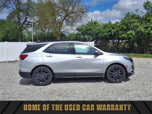 2022 Chevrolet Equinox FWD RS