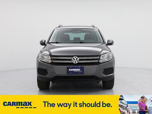 2015 Volkswagen Tiguan SE