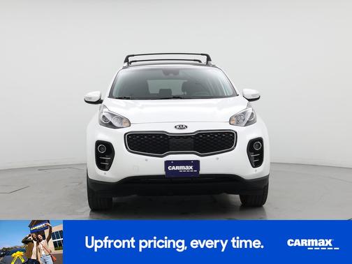 White 2017 Kia Sportage EX