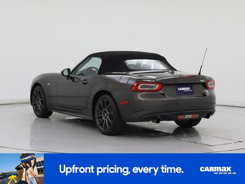 2017 FIAT 124 Spider Lusso