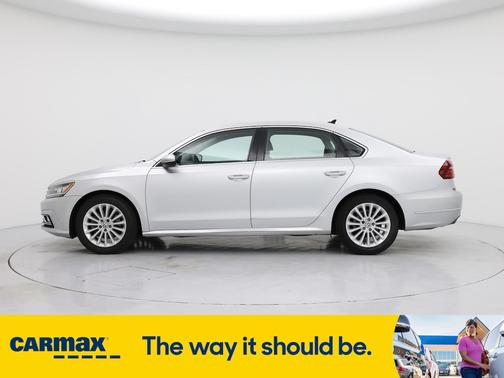2017 Volkswagen Passat SE