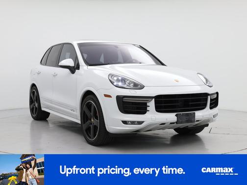 2016 Porsche Cayenne GTS