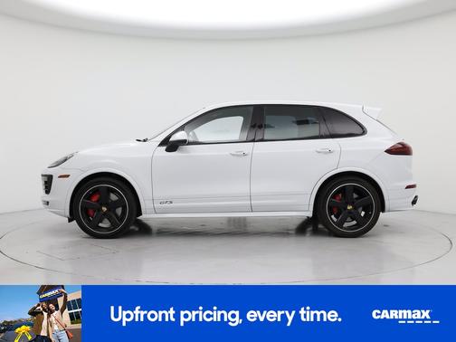 2016 Porsche Cayenne GTS
