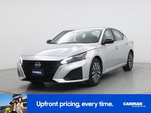Silver 2024 Nissan Altima SV