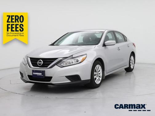 Silver 2016 Nissan Altima S