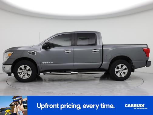 2017 Nissan Titan SV