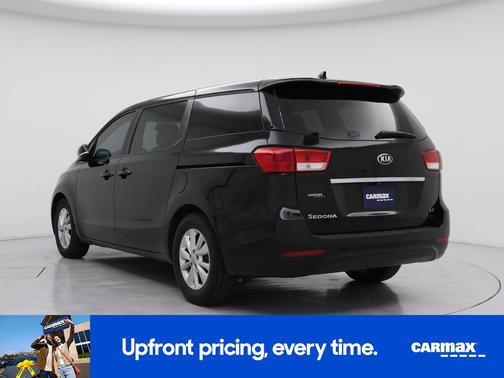 2017 Kia Sedona LX