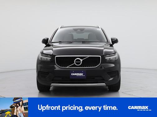 2019 Volvo XC40 T5 Momentum