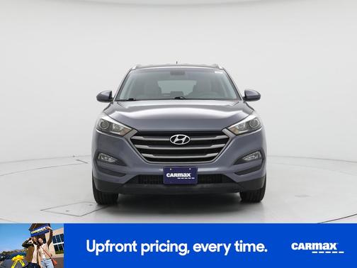 Gray 2016 Hyundai TUCSON SE