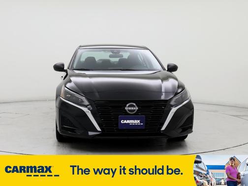 2024 Nissan Altima SV