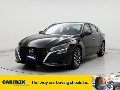 2024 Nissan Altima SV