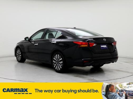 2024 Nissan Altima SV