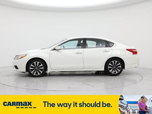 2016 Nissan Altima SV