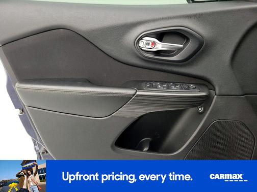 Blue 2014 Jeep Cherokee Sport